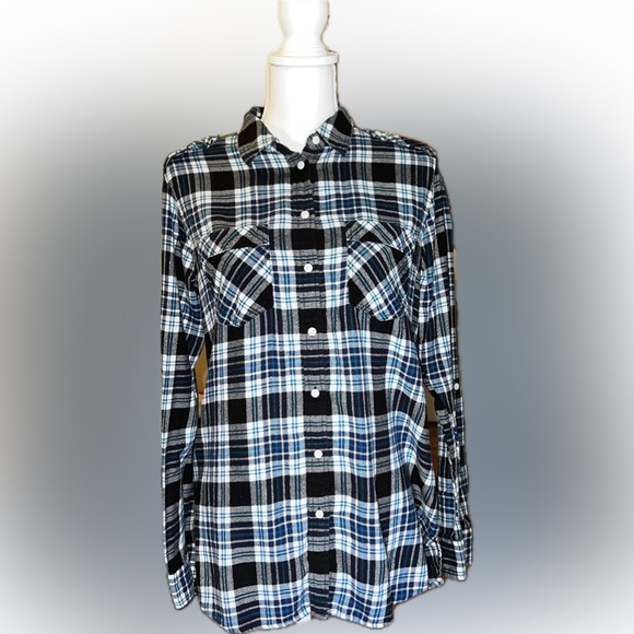 Express Boyfriend Plaid Button-Up Shirt - Picture 6 of 7